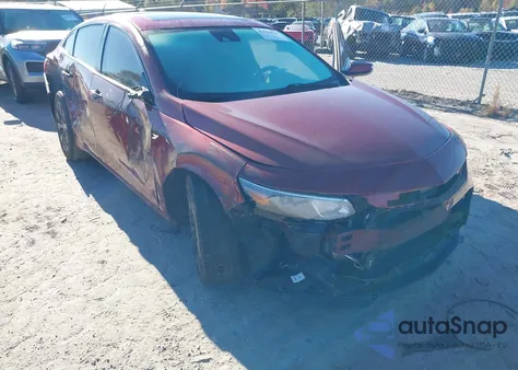 2017 Chevrolet Malibu Premier z USA, uszkodzony, nr VIN 1G1ZH5SX8HF132254